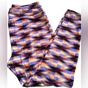 Lularoe TC2 18-24 plus size Aztec pattern leggings . NWOT. Fun colors!
